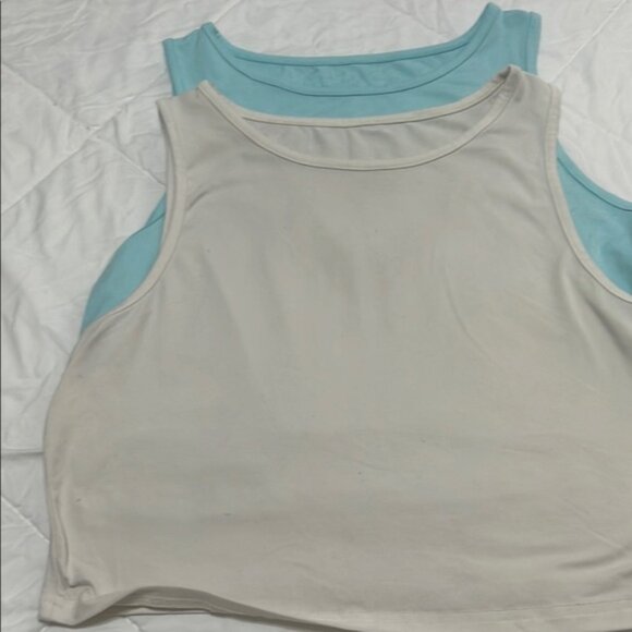 Blue peach and cream Sleeveless Crop Top with Scoop Neckline #101 lot of 3 - Picture 2 of 3
